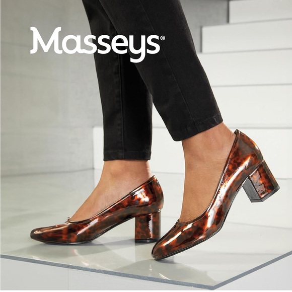 Tortoise Shell Block Heels - Picture 5 of 6